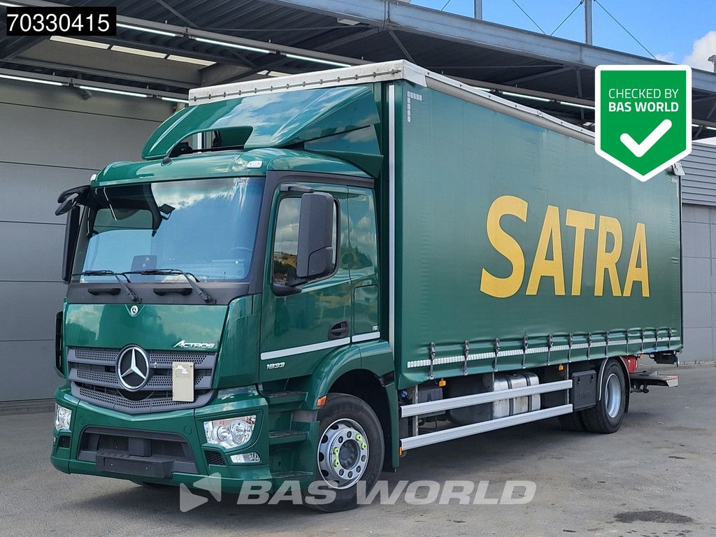 Mercedes Actros 1833 4X2 18tonner 1500kg underfold tailgate Automatic Euro 6