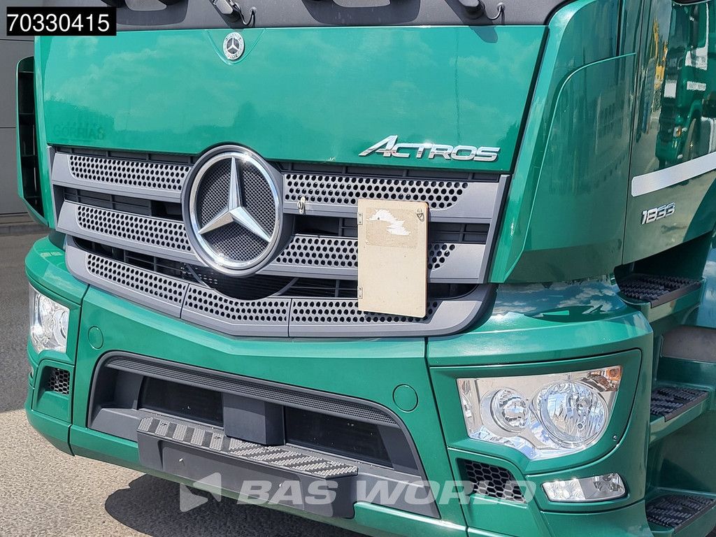 Mercedes Actros 1833 4X2 18tonner 1500kg underfold tailgate Automatic Euro 6