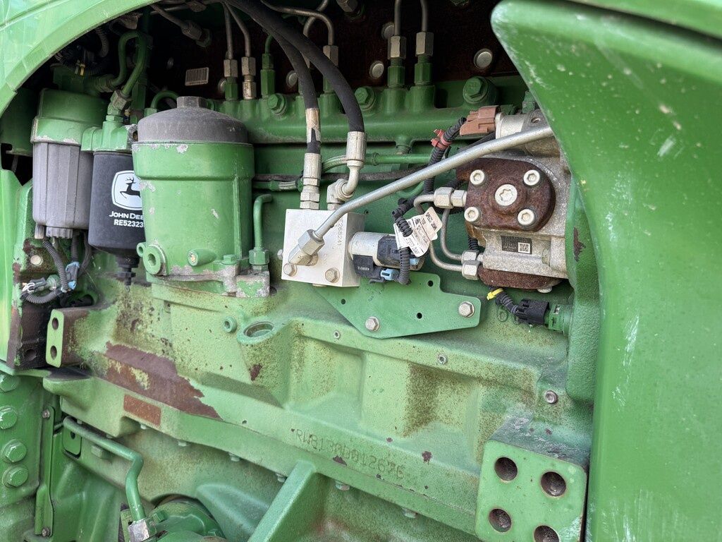 John Deere 8130