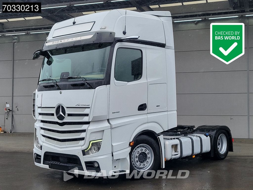 Mercedes Actros Actros 1848 4X2 GigaSpace Mega 2x Tanks Navi ACC
