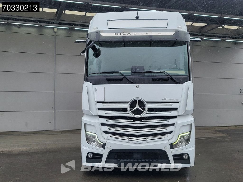 Mercedes Actros Actros 1848 4X2 GigaSpace Mega 2x Tanks Navi ACC