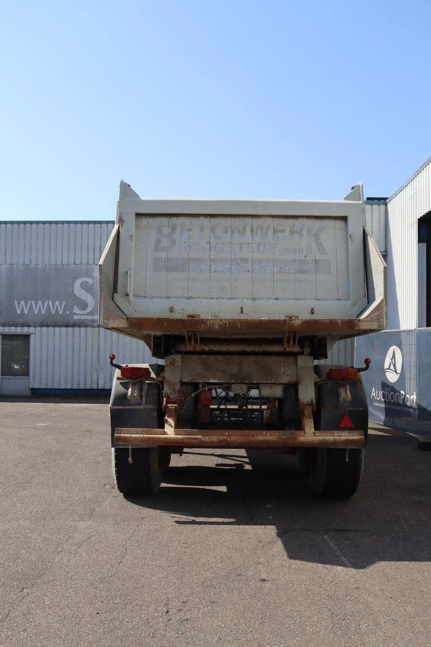 Tipper Semi-trailer Langendorf SKA 20/26 31500kg 1994
