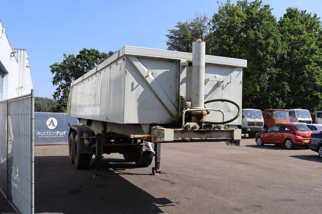 Tipper Semi-trailer Langendorf SKA 20/26 31500kg 1994