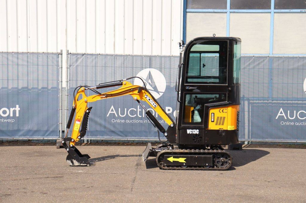 Minibagger Vicsec 13C-Y Benzin 10kW 2025 Neu