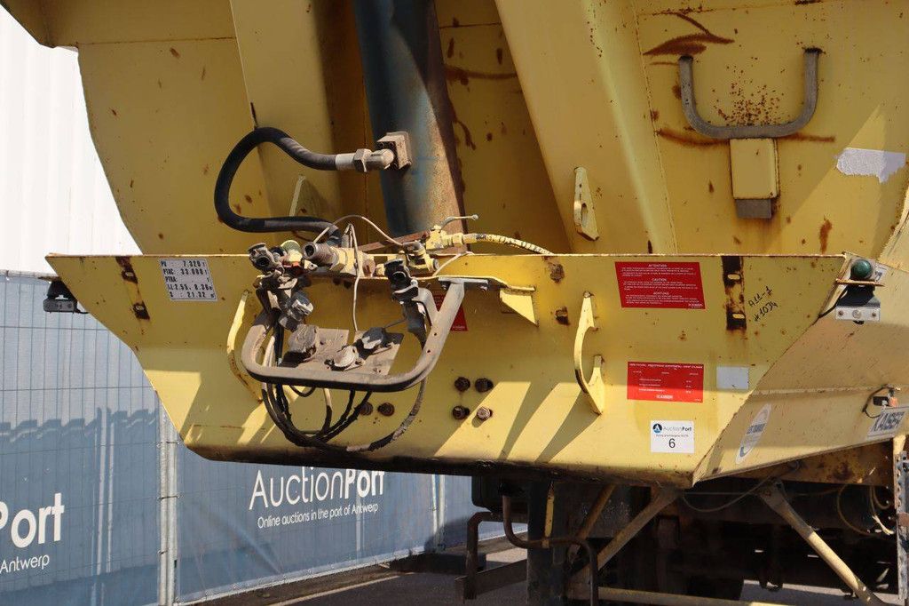 Robuster Kippsattelanhänger Kaiser S330V002C 33000kg 2002