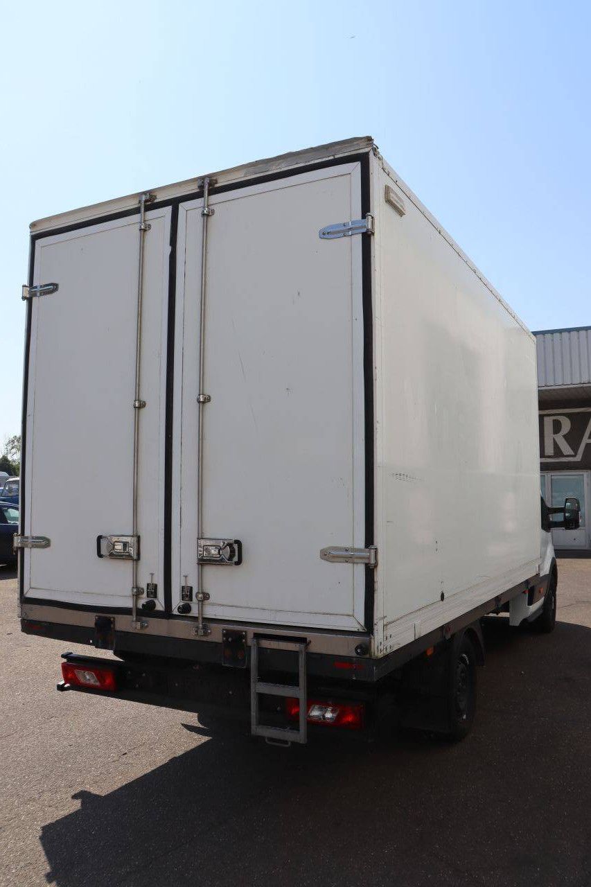Bakwagen Vrachtwagen Ford FED Transit Diesel 131pk 2021