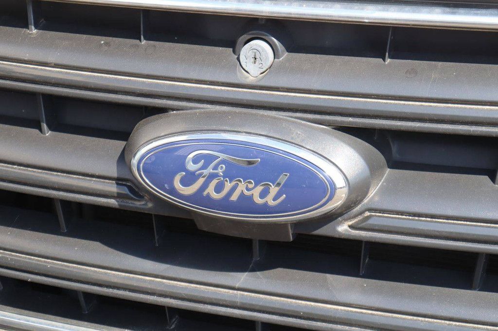 Bakwagen Vrachtwagen Ford FED Transit Diesel 131pk 2021