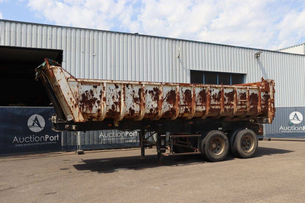 Tipper Semi-trailer Fruehauf BD32/01 33000kg 1999