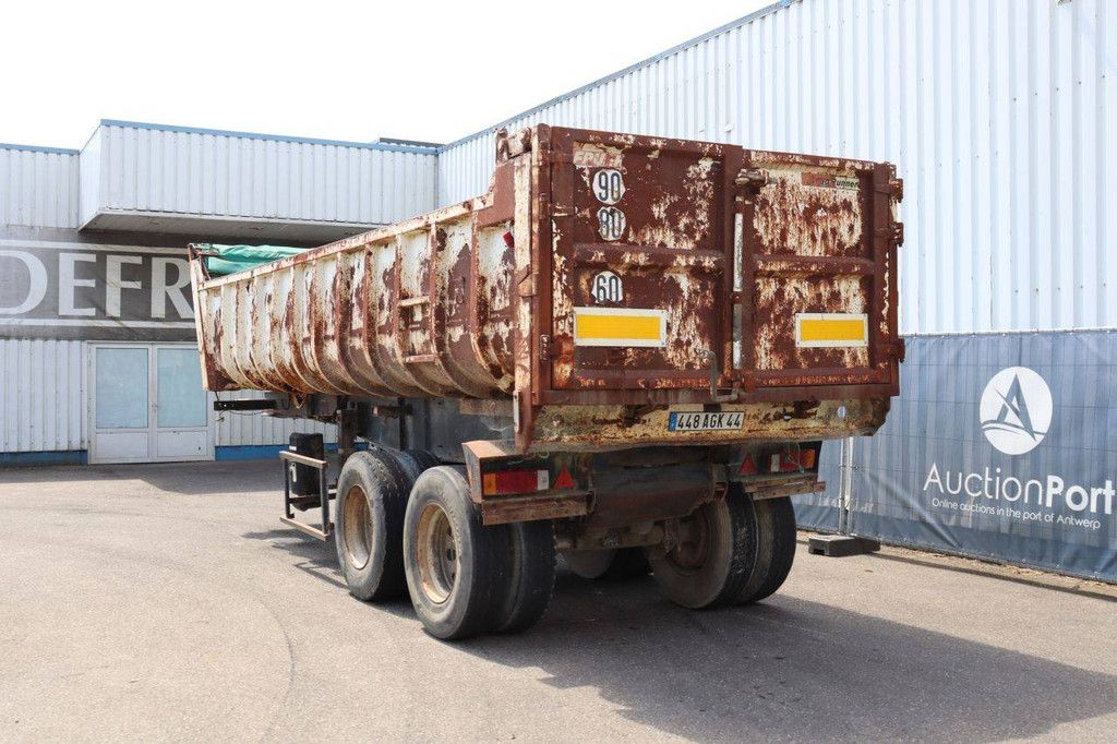 Tipper Semi-trailer Fruehauf BD32/01 33000kg 1999