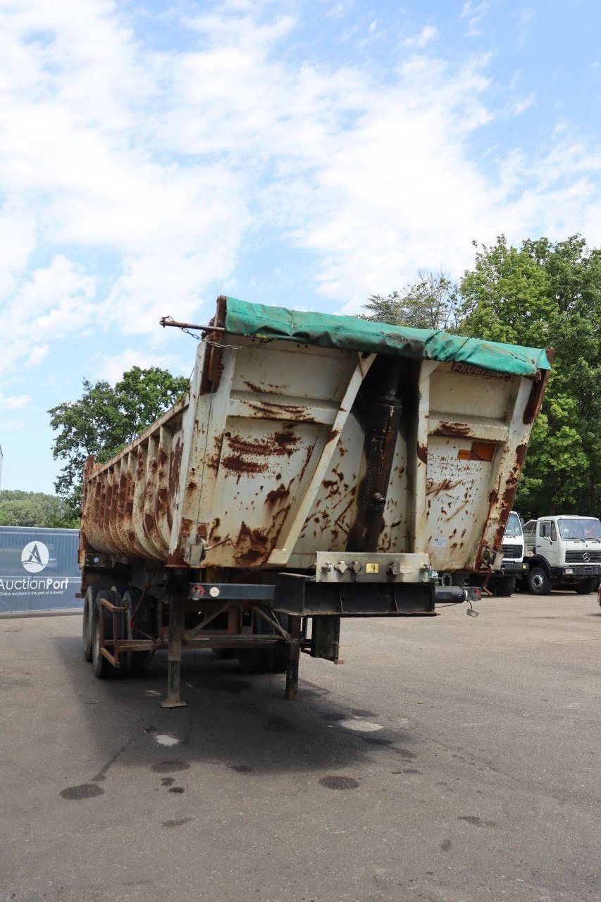 Tipper Semi-trailer Fruehauf BD32/01 33000kg 1999