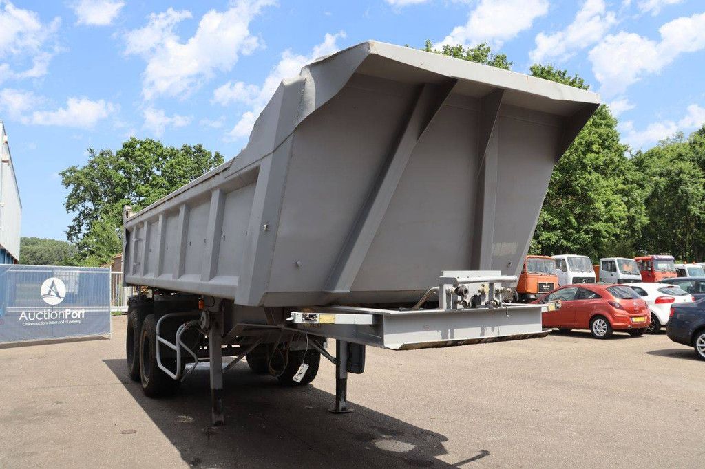 Kippsattelanhänger CIF CPL5C 32000kg 1999