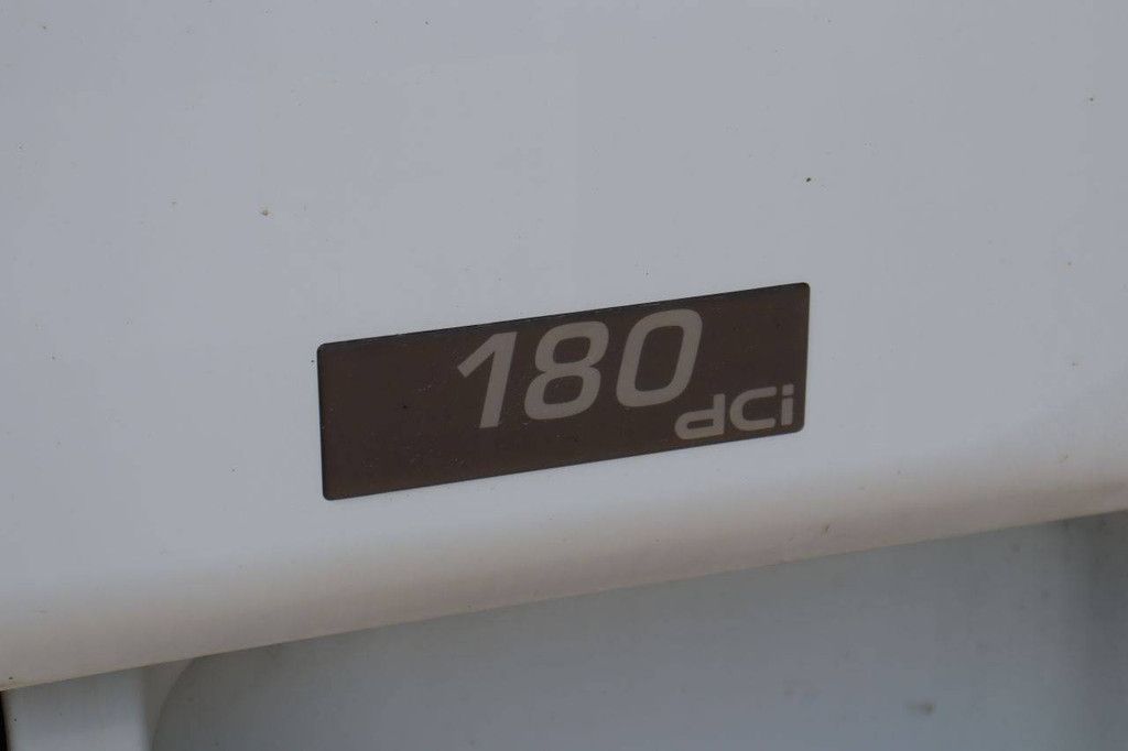 Chassis Cabin Renault 180 dCi Diesel 2005
