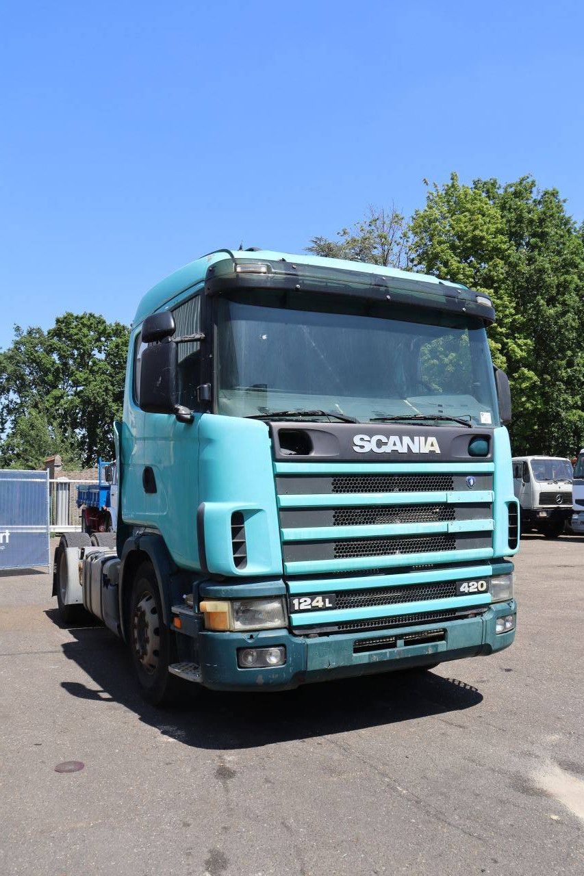 Chassis Cabin Scania 124L 420 Diesel 2002