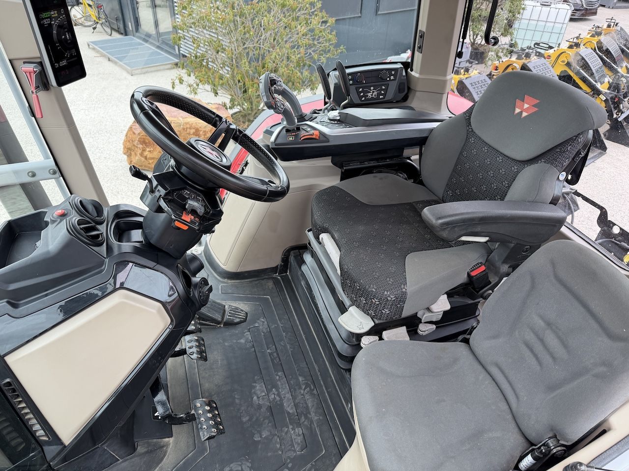 Massey Ferguson 8S.205 Dyna-7