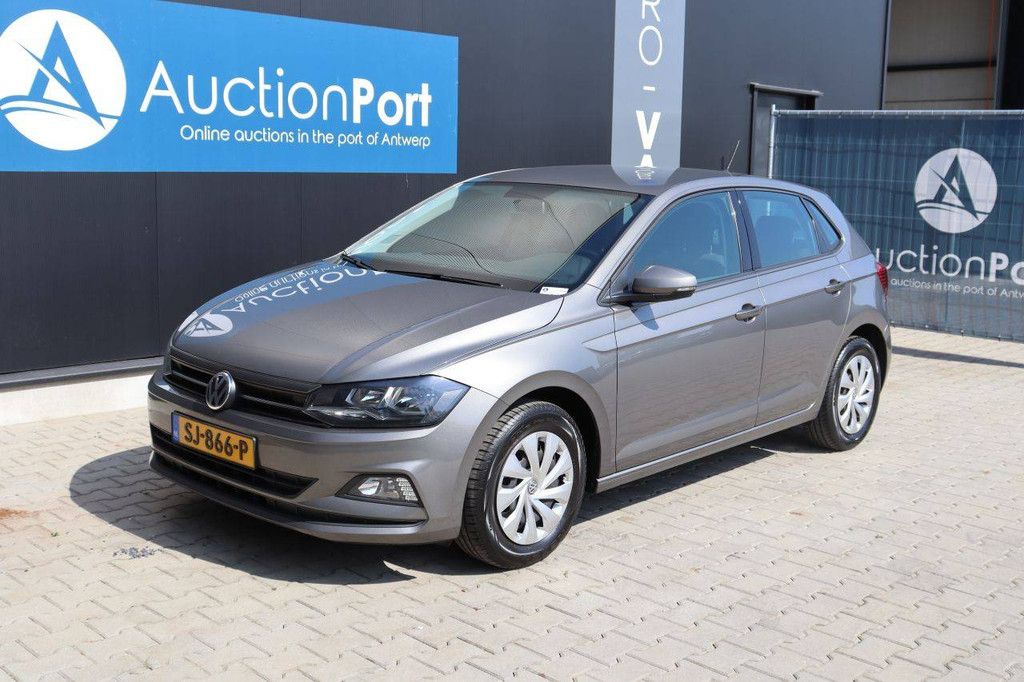 Pkw Volkswagen Polo Comfortline Benzin 95 PS 2018