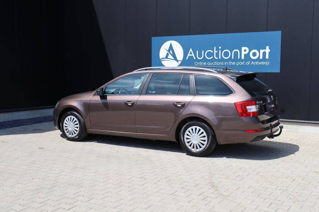 &Scaron;koda Octavia Diesel Kombi 110 PS 2014