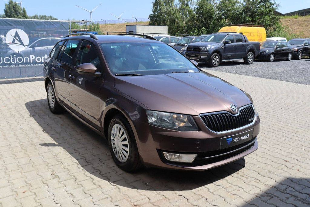 &Scaron;koda Octavia Diesel Kombi 110 PS 2014