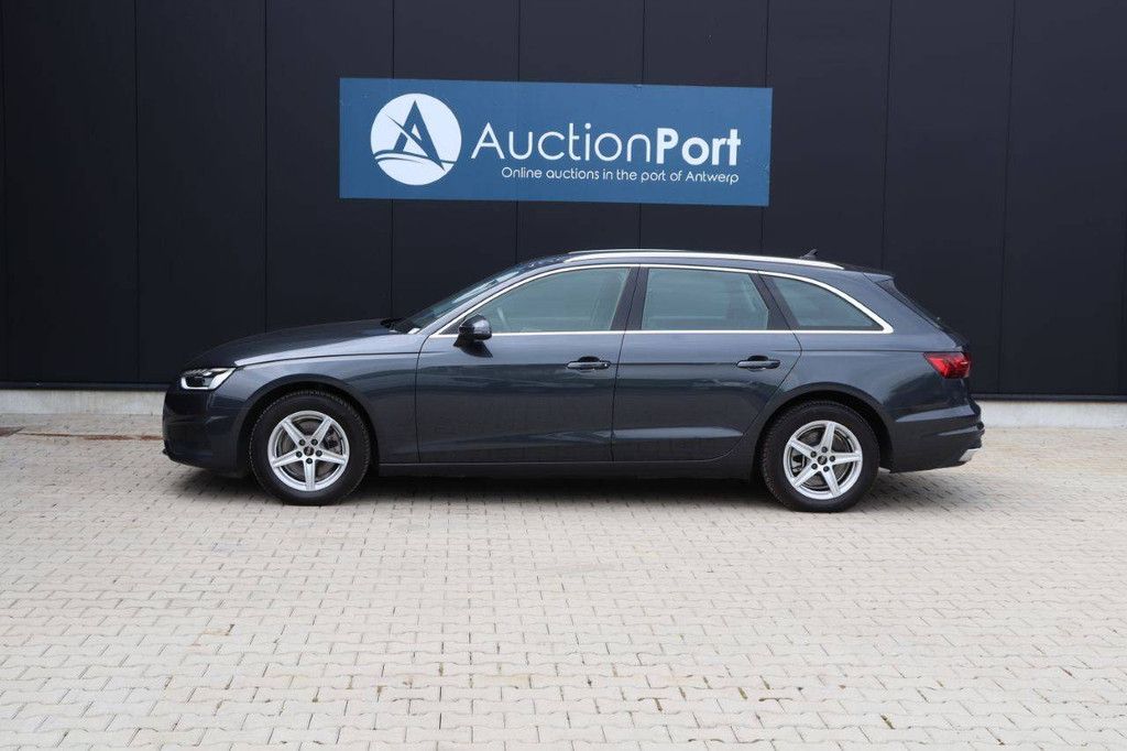 Passenger car Audi A4 Electric/Petrol 149hp 2023