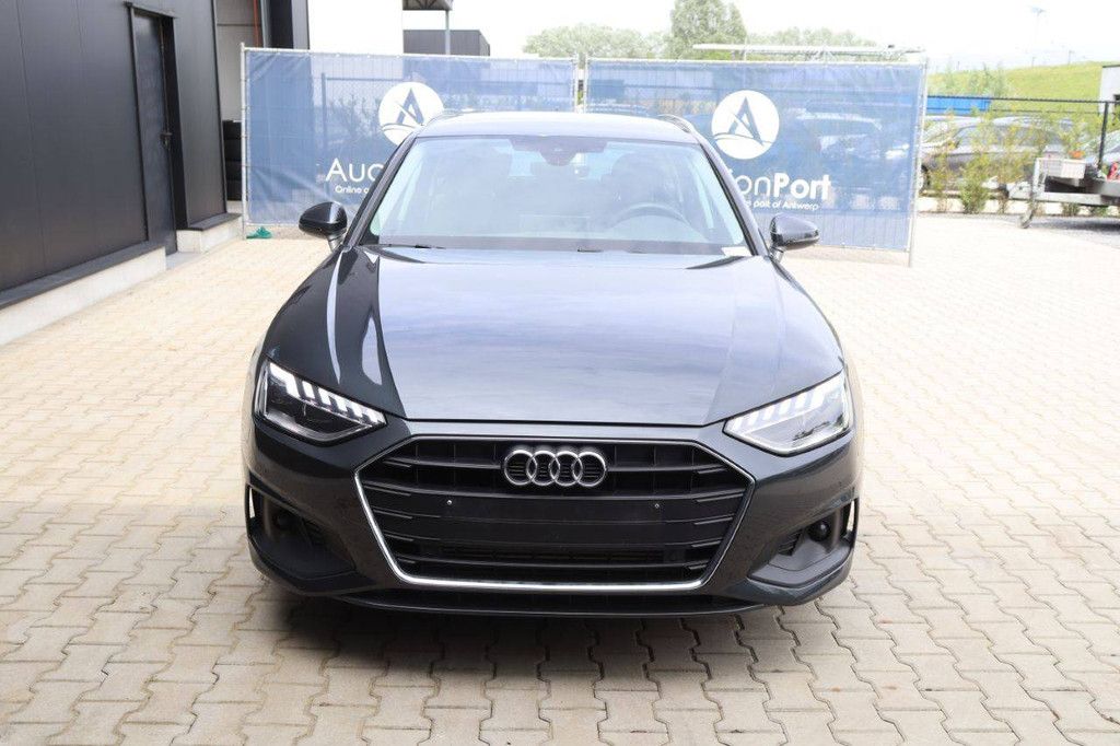 Passenger car Audi A4 Electric/Petrol 149hp 2023