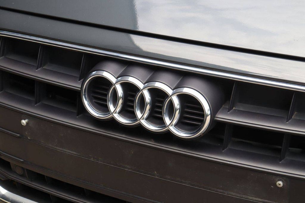 Passenger car Audi A4 Electric/Petrol 149hp 2023