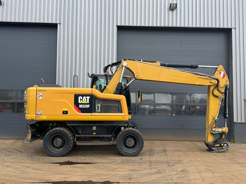 Caterpillar M320F