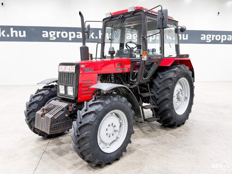 MTZ 820.2  straight axle, turbo engine, 18600 kg towing, rear tern