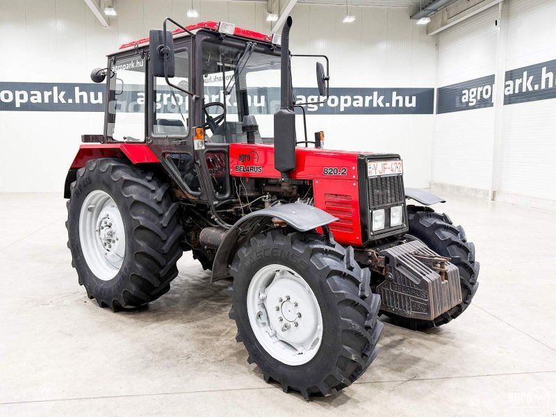 MTZ 820.2  straight axle, turbo engine, 18600 kg towing, rear tern