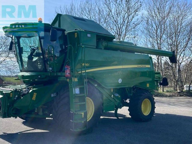 John Deere T660