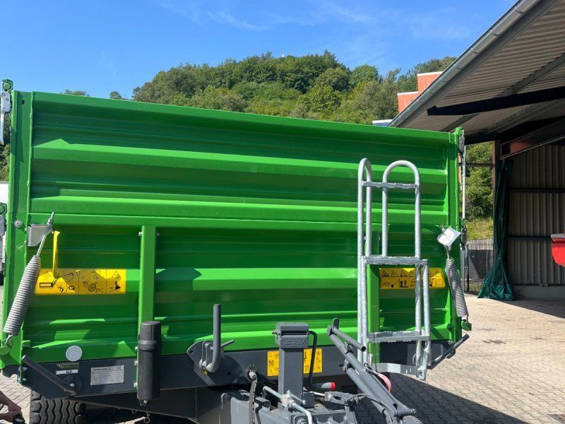 Strautmann STK 802
