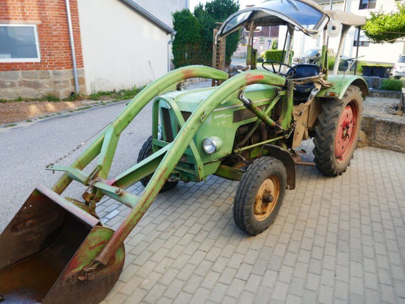 Schlüter S350 (SF3300S) im Original Zustand. Mit Frontlader und Mähwerk