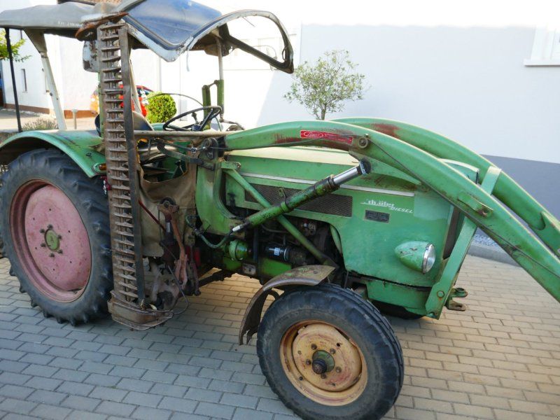 Schlüter S350 (SF3300S) im Original Zustand. Mit Frontlader und Mähwerk