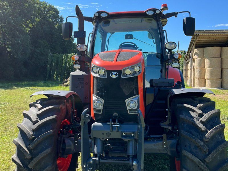 Kubota M7133