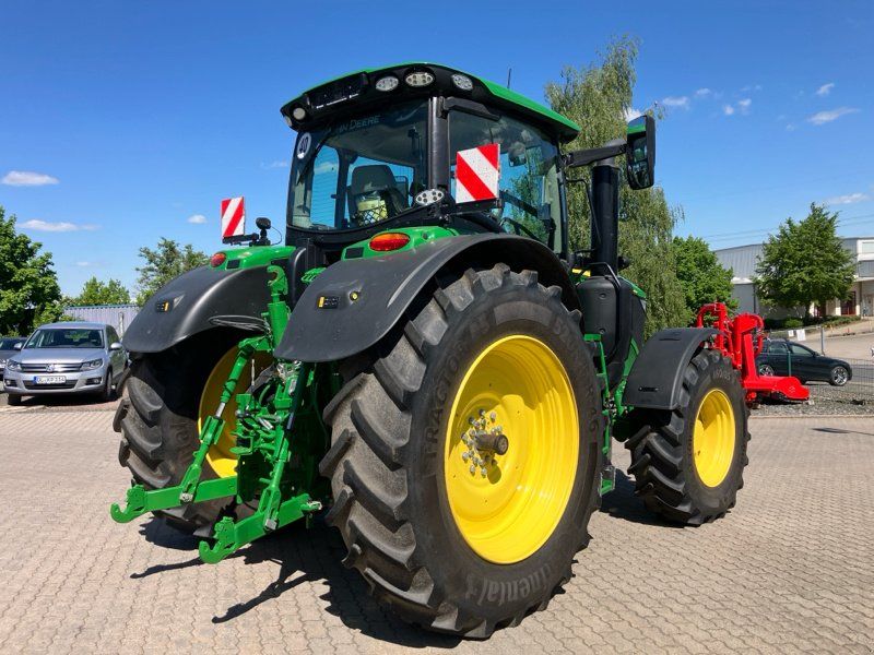 John Deere 6R250 mit FKH/ CommandPro/ Garantie bis 02.2027