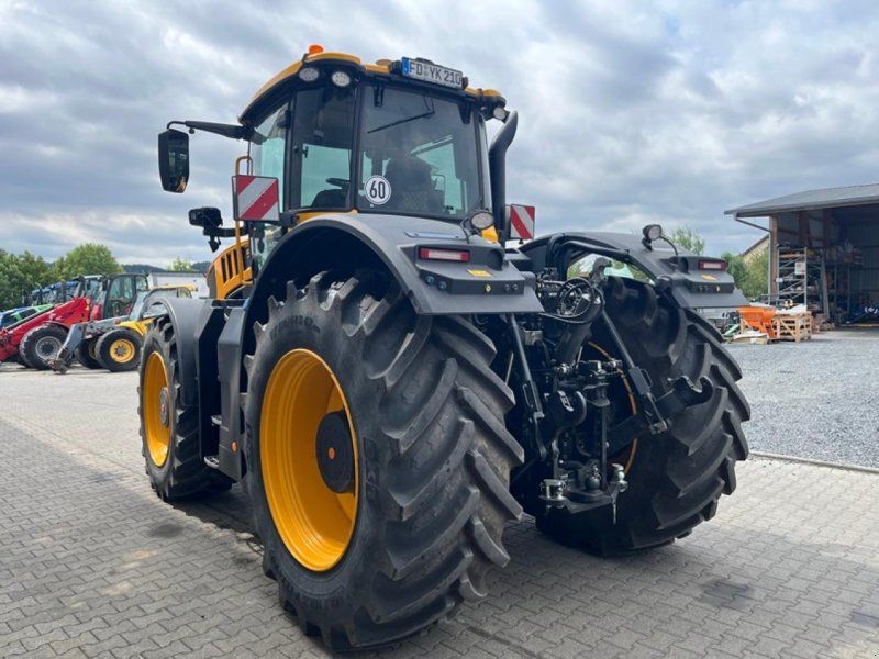 JCB 8330 Fastrac iCON