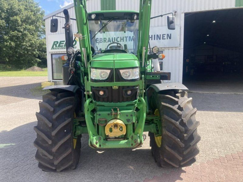 John Deere 6130M