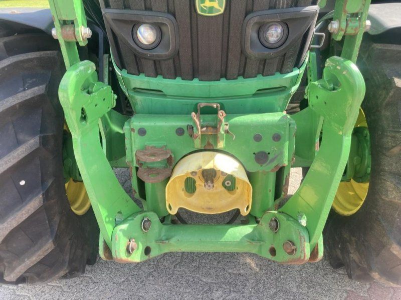 John Deere 6130M
