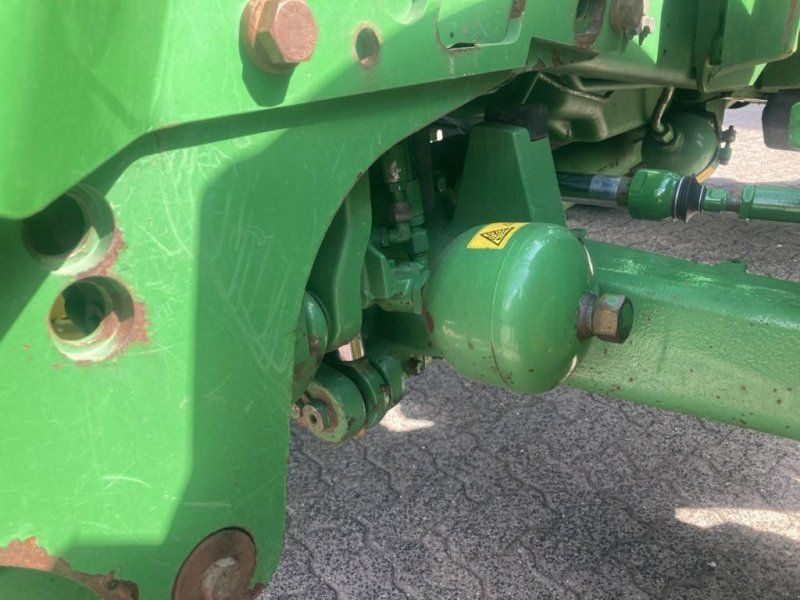 John Deere 6130M