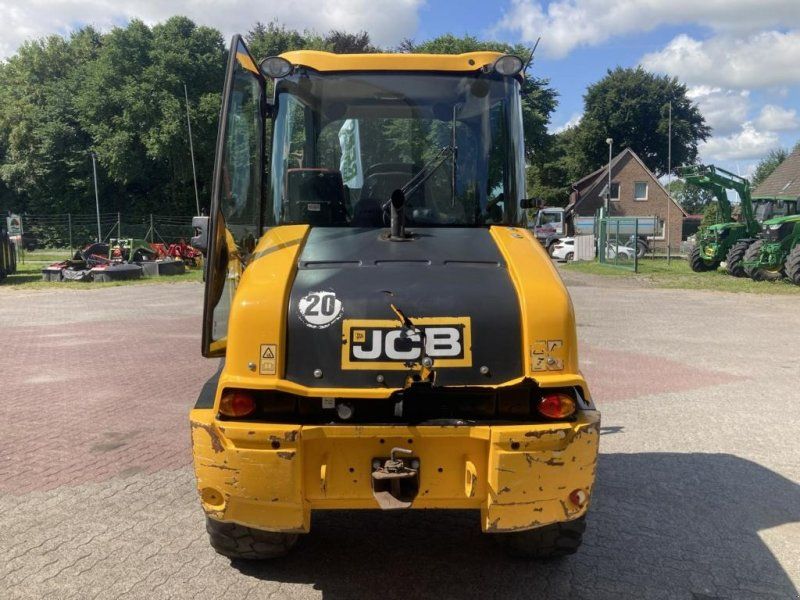 JCB 409