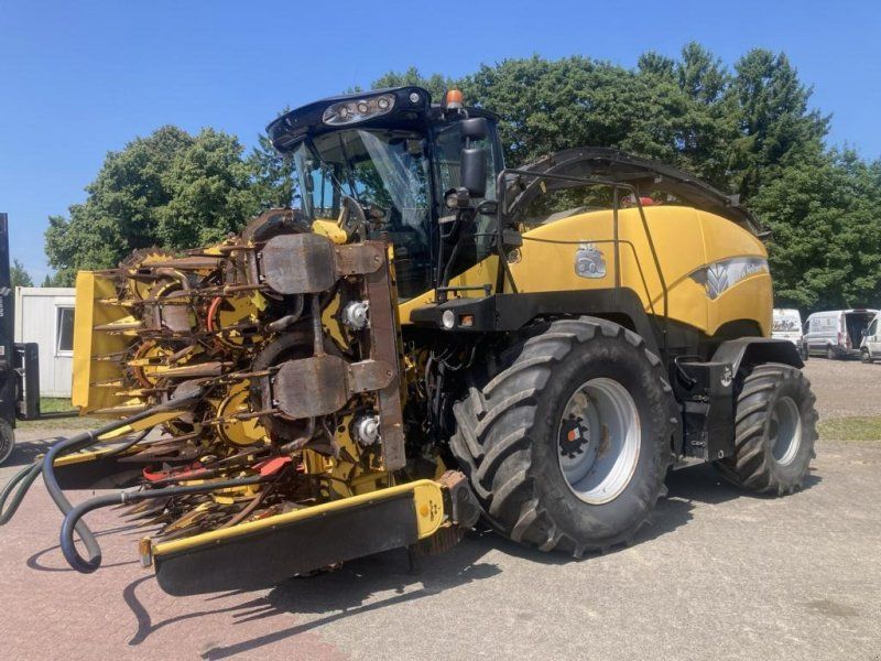 New Holland FR 9090