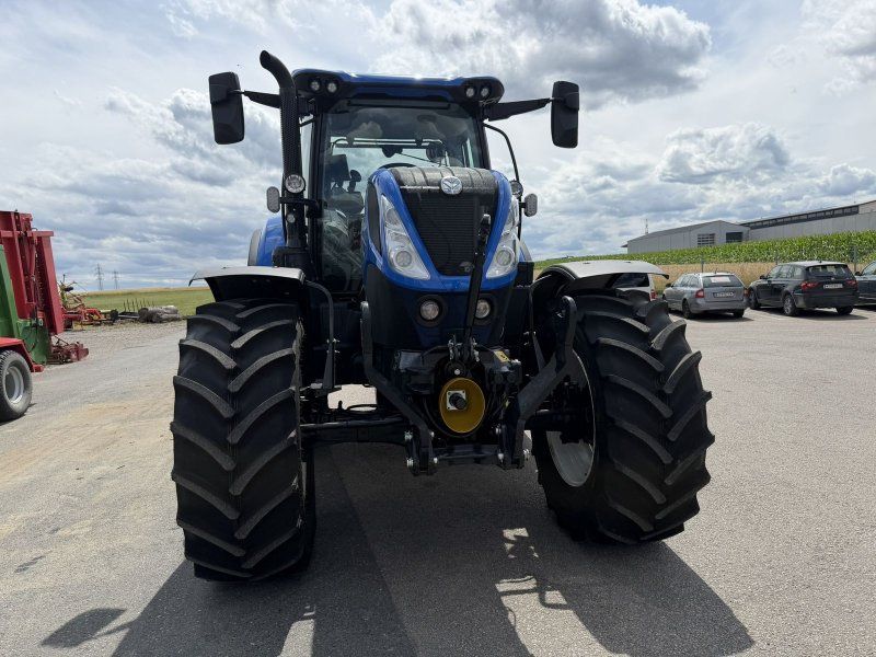 New Holland T7.210 Auto Command SideWinder II (Stage V)