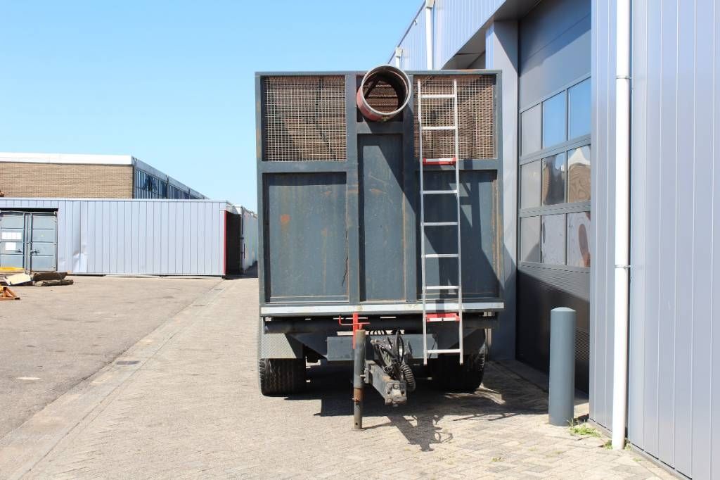 Berstol Grasopvangwagen