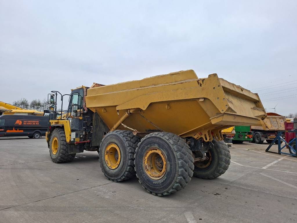 Komatsu HM300-3