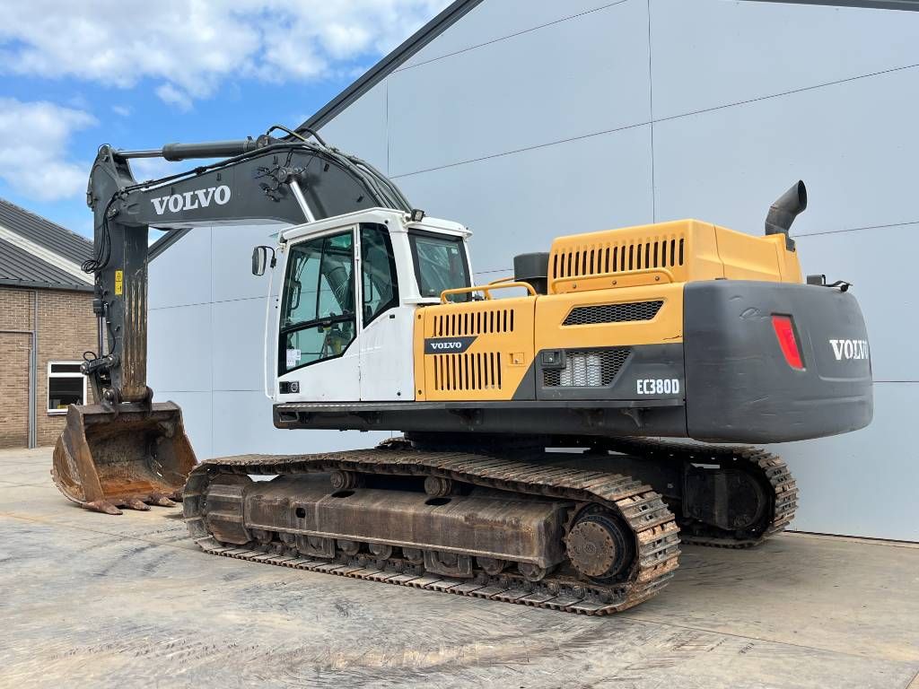 Volvo EC380DL - Automatic Greasing / Quick Coupler