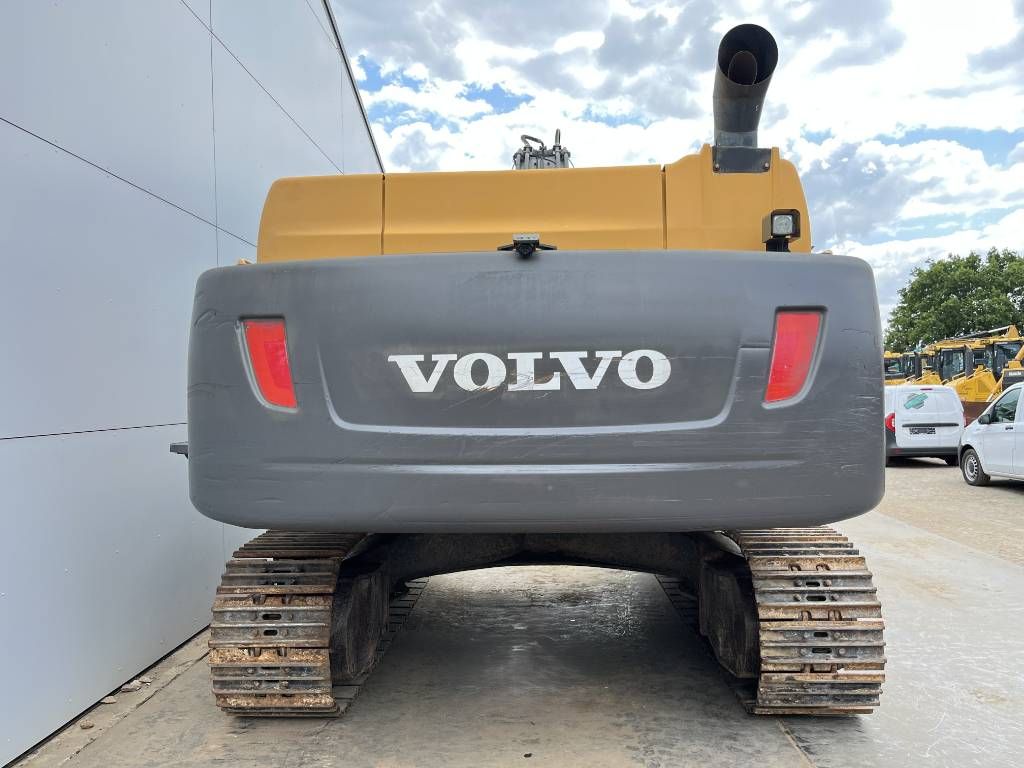 Volvo EC380DL - Automatic Greasing / Quick Coupler