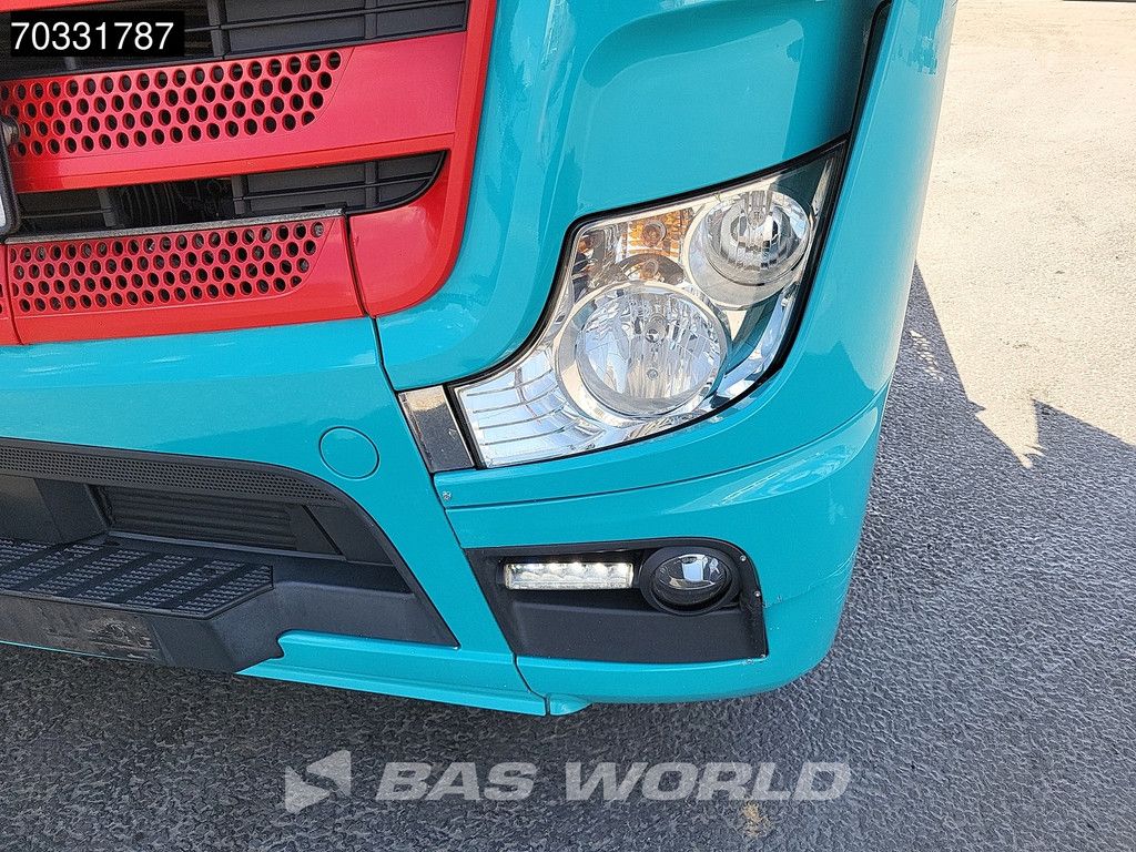 Mercedes Actros 1845 4X2 GigaSpace Retarder 2x Tanks Standklima ACC