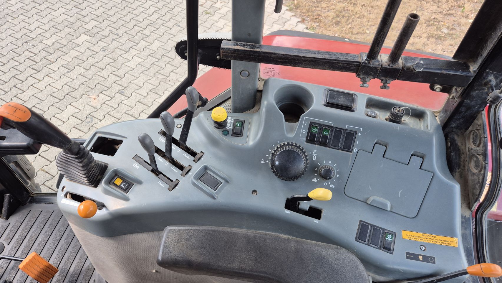 CASE-IH MX135 maxxum met kruipversnelling