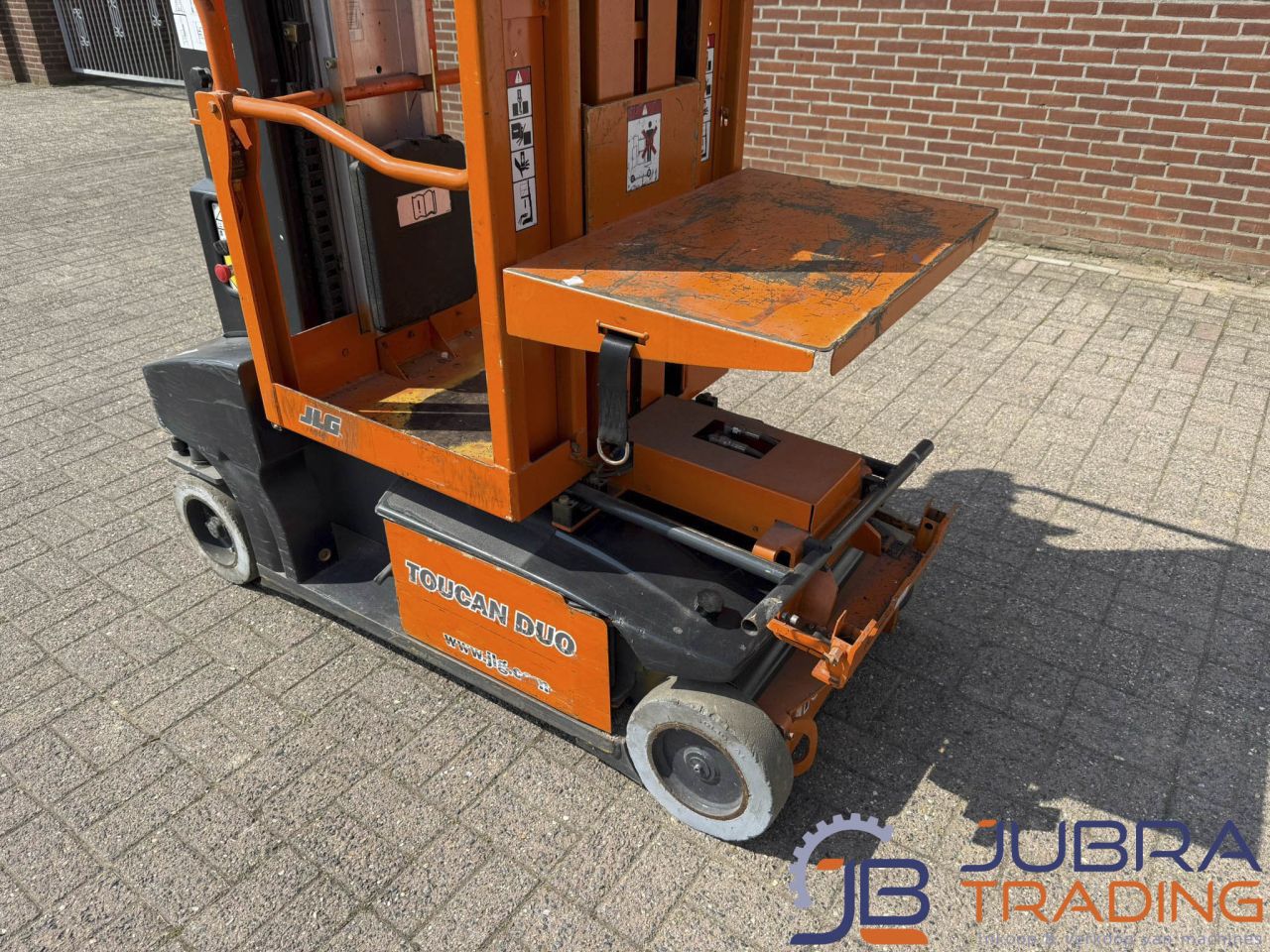 JLG Toucan Duo Electric Vertical Lift | 2008 | 6M | 130KG