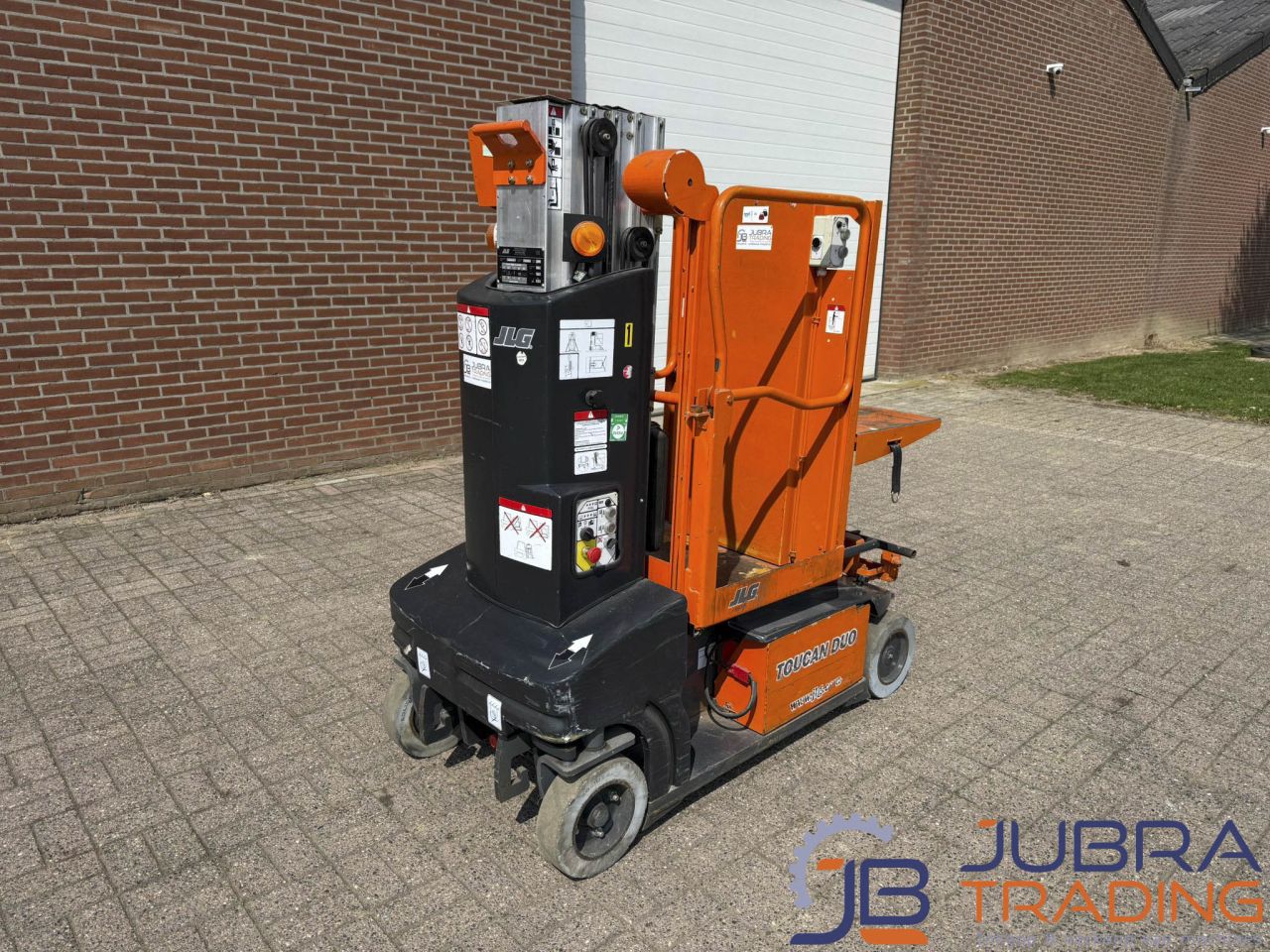 JLG Toucan Duo Electric Vertical Lift | 2008 | 6M | 130KG