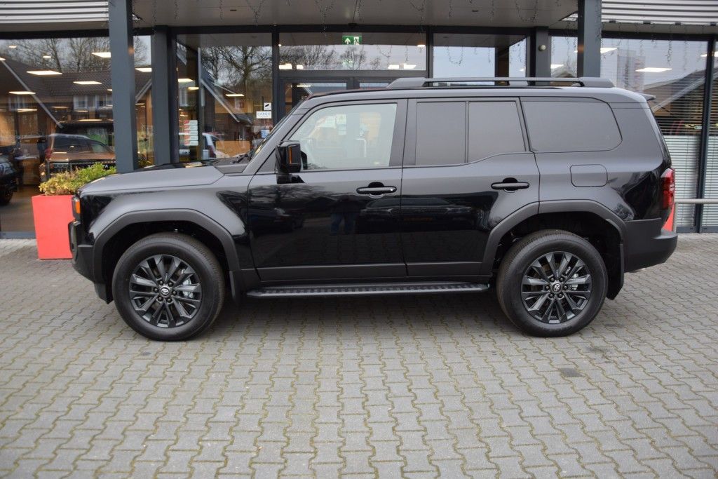 Toyota Landcruiser 250 2.8 D-4D 5DRS hybride 48v PROFESSIONAL PANODAK A/T VAN