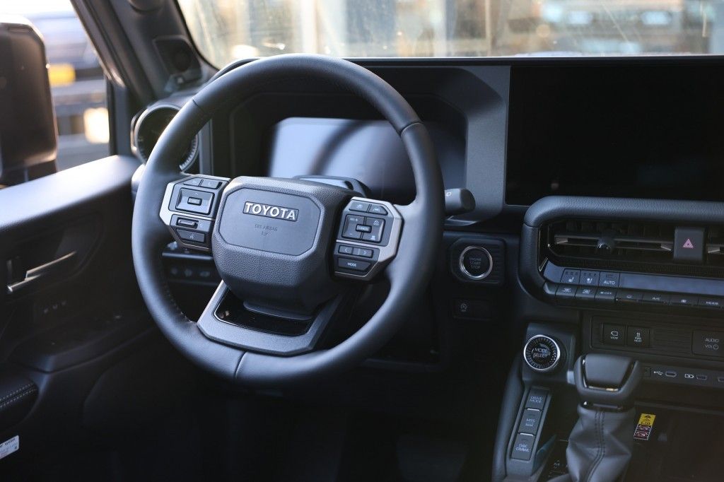 Toyota Landcruiser 250 2.8 D-4D 5DRS hybride 48v PROFESSIONAL PANO DAK A/T VAN